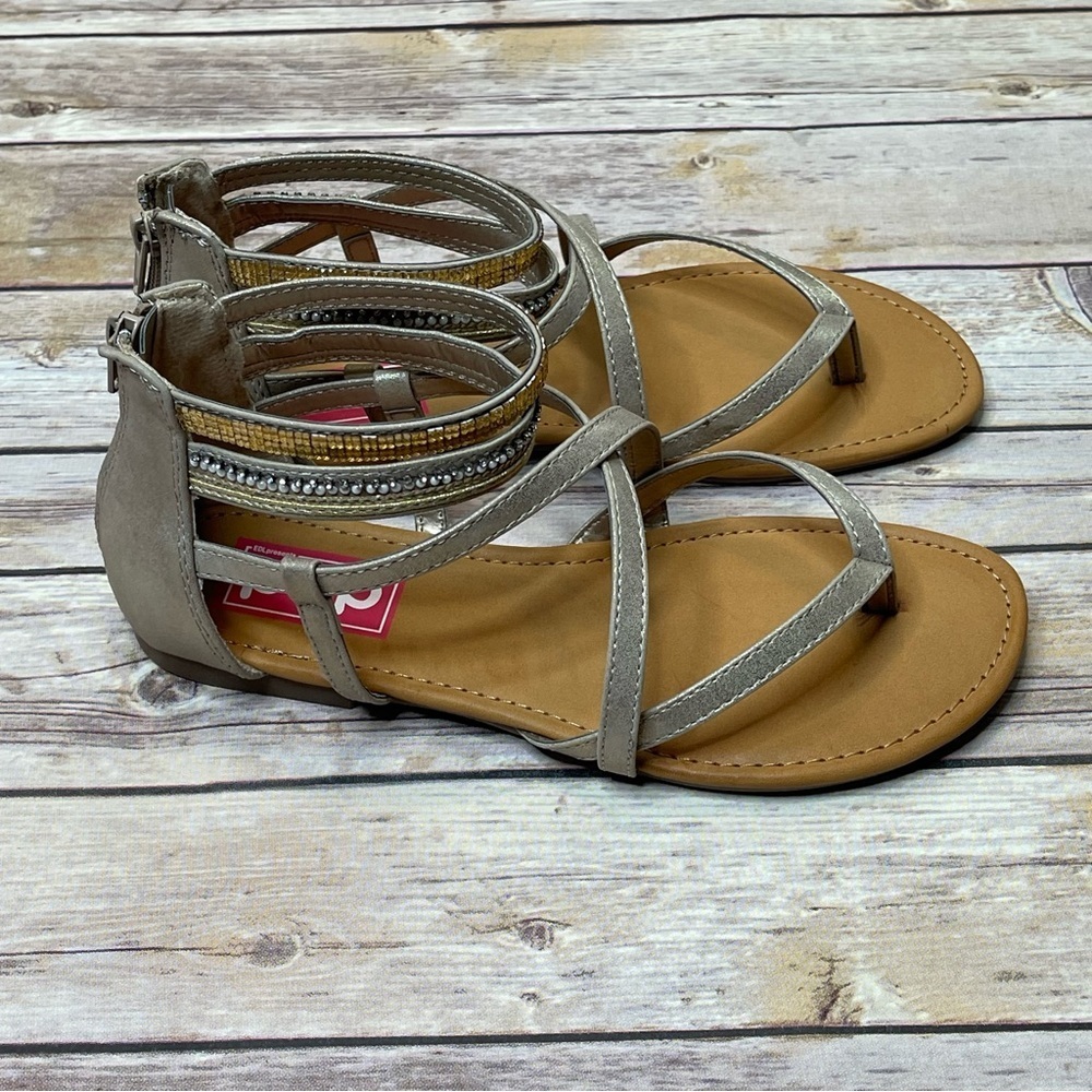 EDL Presents Pop Eiffel Size 8.5 Antique Gold Embellished Strappy Sandal (NIB)